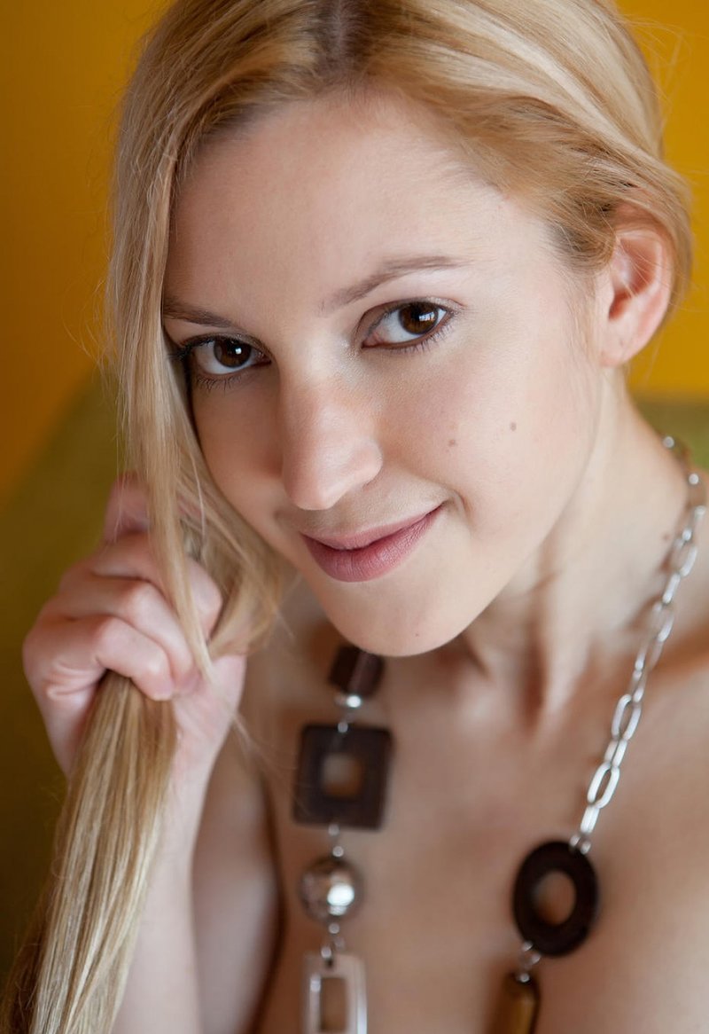 Елизавета, 24